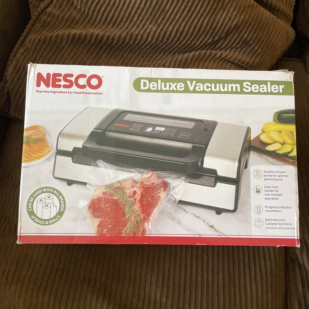 NESCO VS-12P Deluxe Vacuum Sealer 130W Bag Cutter & Canister Hose